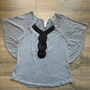 Three Pink Hearts Trixxi Gray Women's Embellished Knit Top Size S